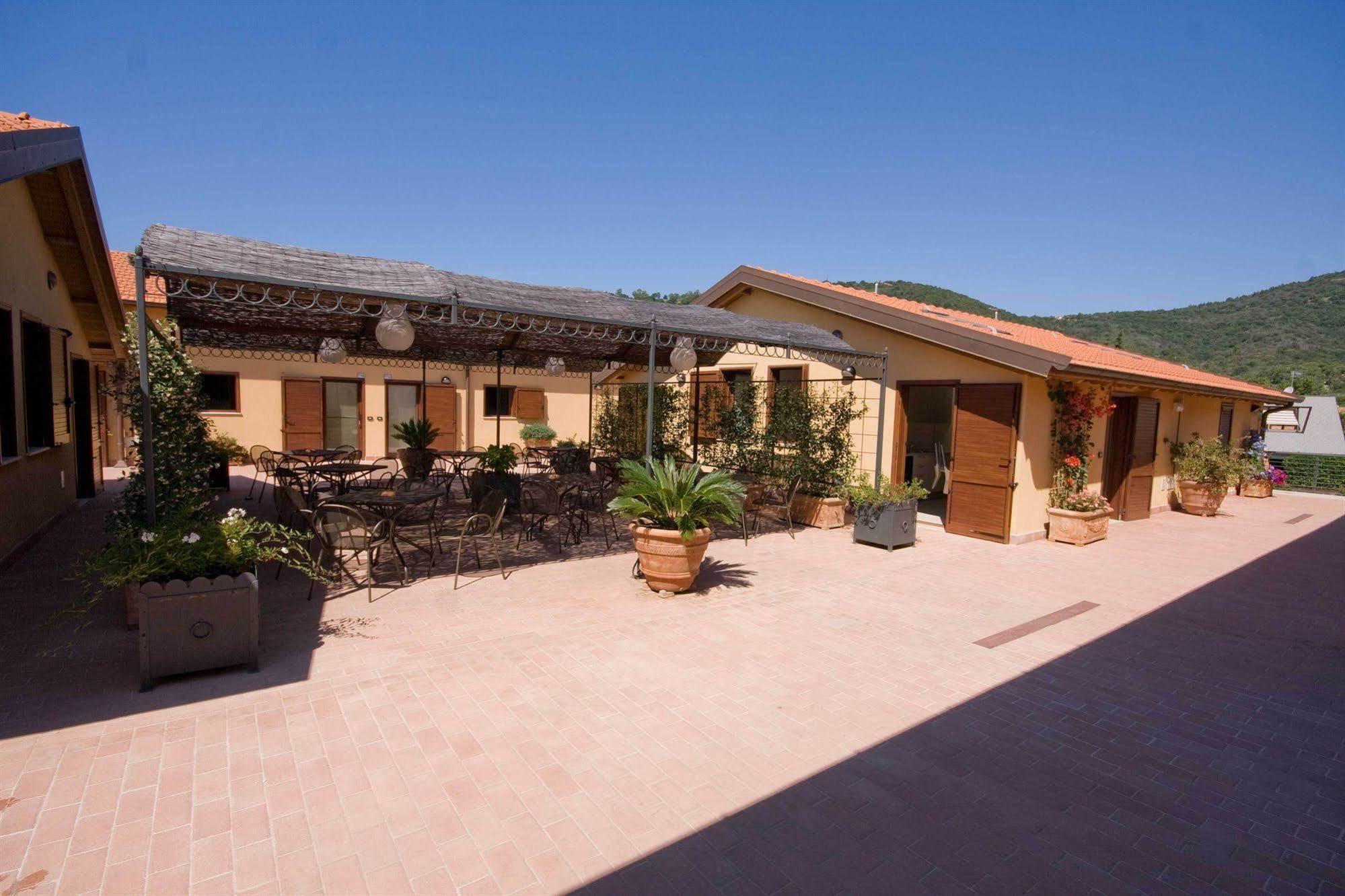"La Terrazza Di Castiglione" Appartamenti Vacanza Кастильоне дела Пеская Екстериор снимка