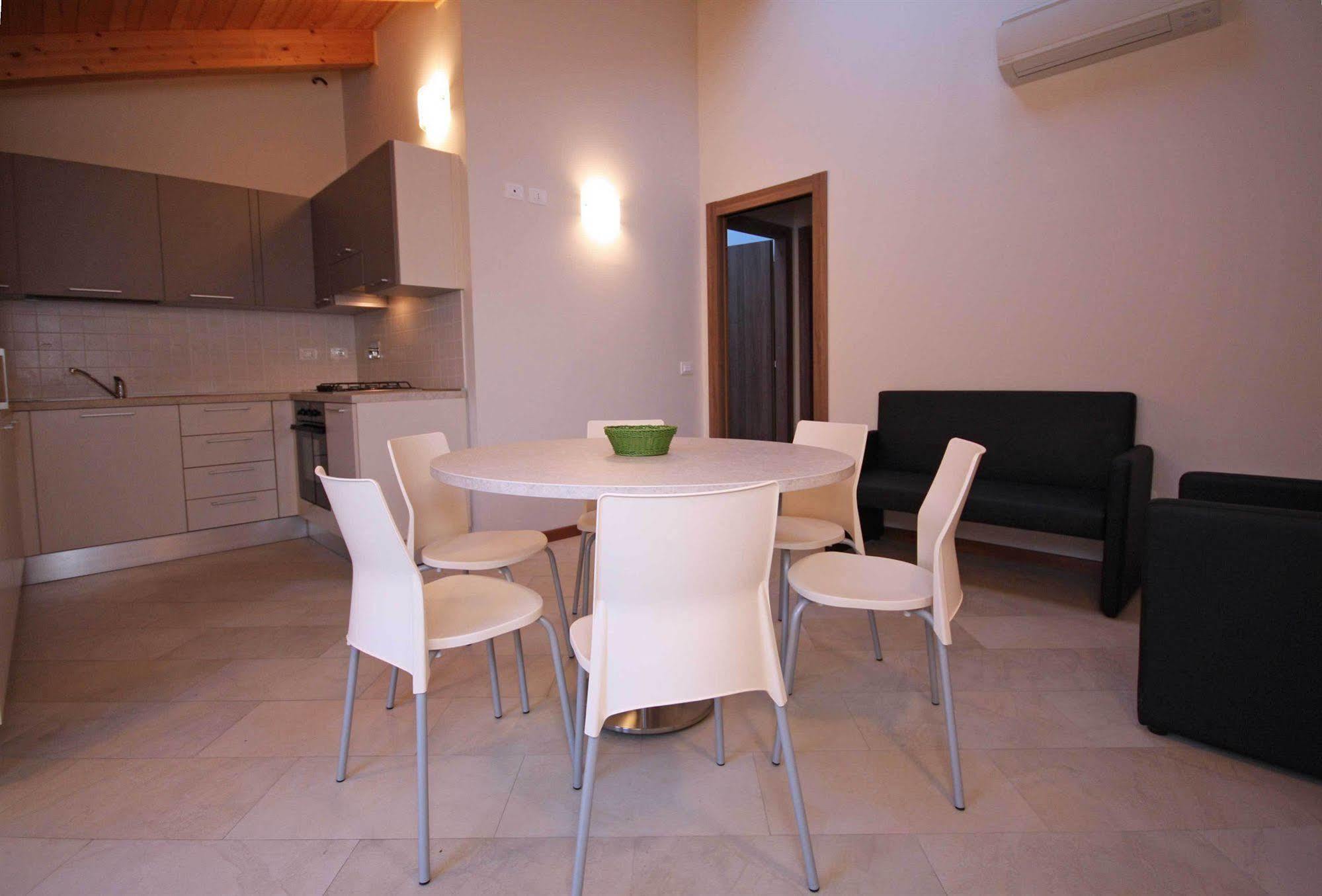 "La Terrazza Di Castiglione" Appartamenti Vacanza Кастильоне дела Пеская Екстериор снимка