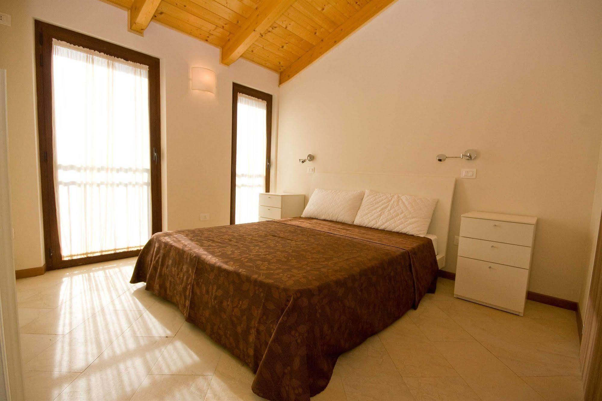 "La Terrazza Di Castiglione" Appartamenti Vacanza Кастильоне дела Пеская Екстериор снимка